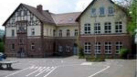 1245727582-hier-passiert-blick-rehbachschule-volpriehausen-jq34